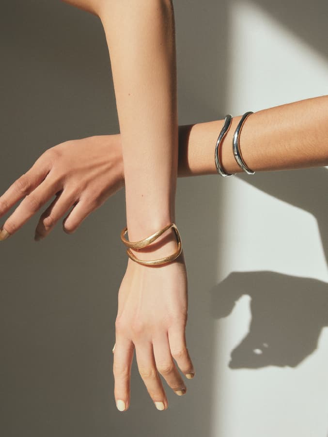 Goldy DOUBLE LINES BANGLE